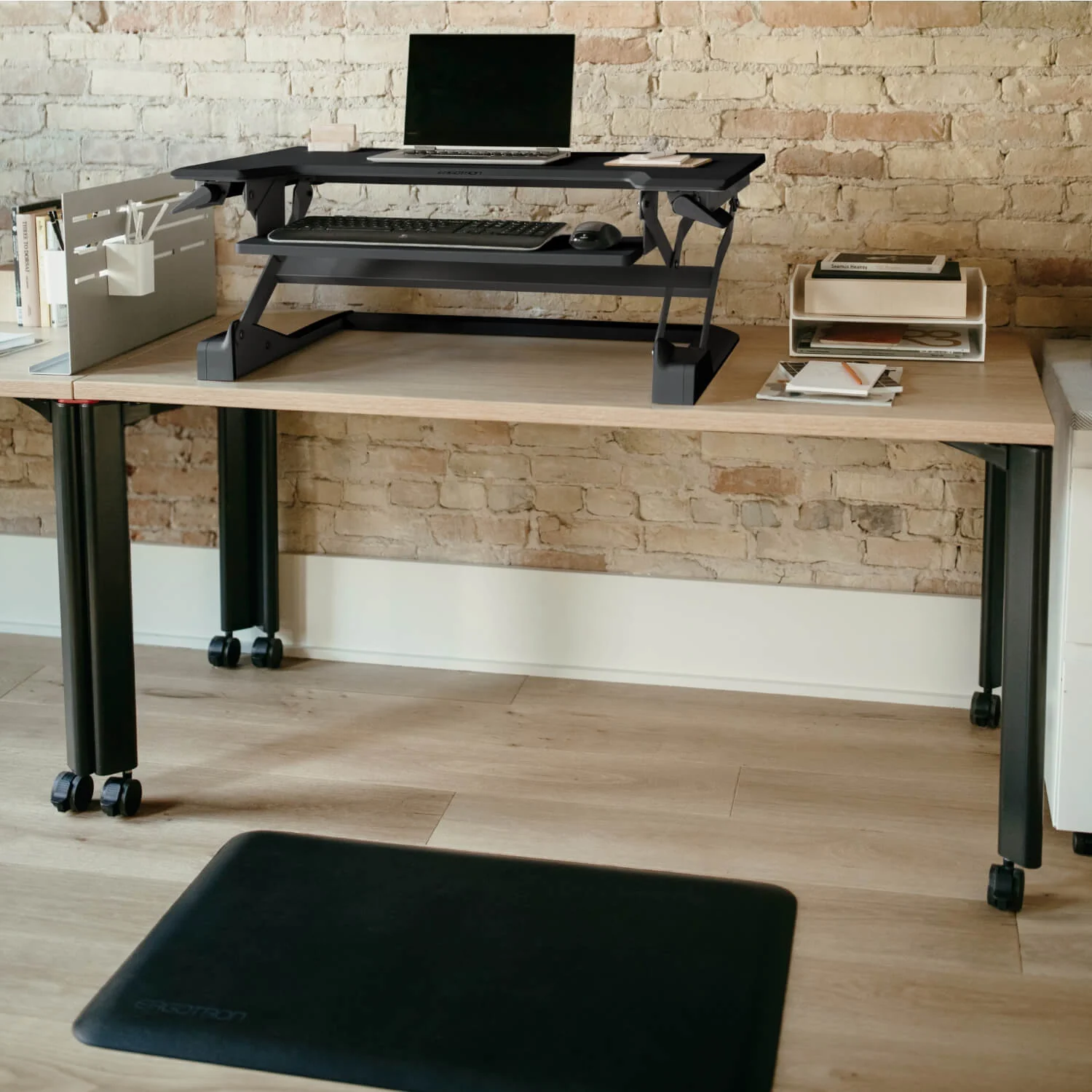 Ergotron Anti-Fatigue Floor Mat 5 Ergotron Anti-Fatigue Floor Mat