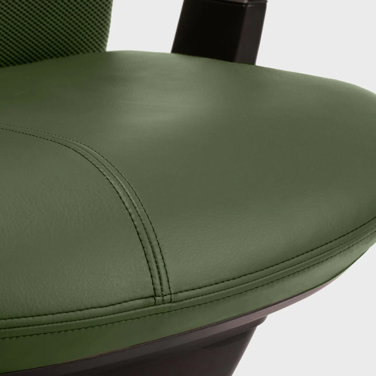 Haworth x Halo: Fern Gaming Chair 11 Haworth x Halo: Fern Gaming Chair
