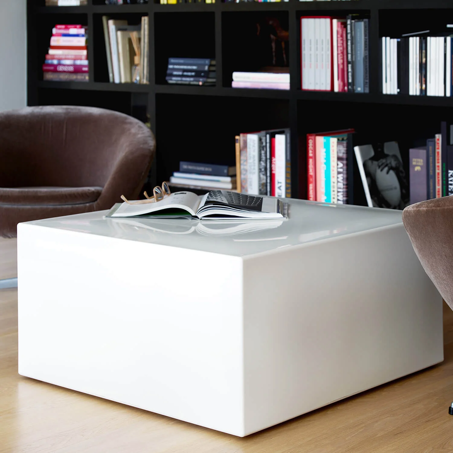 Float Occasional Table 4 Float Occasional Table